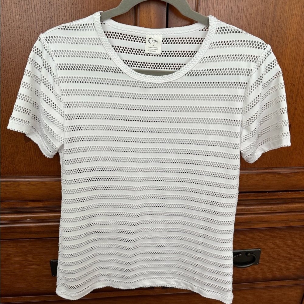 Zyia Edge Chill Tee